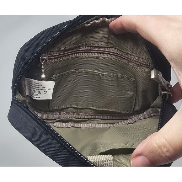 Baggallini On The Go Nylon Convertible Fanny Pack Crossbody Black Wallet *READ* - Picture 9 of 15